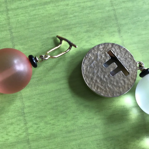 Stylish Costume Neck. 16” Milky Beads. Hook Clasp - Picture 3 of 3